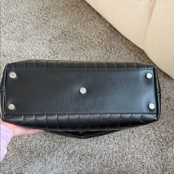 Yves Saint Laurent LouLou Large Flapbag Metalasse - Black and Silver - Picture 11 of 13